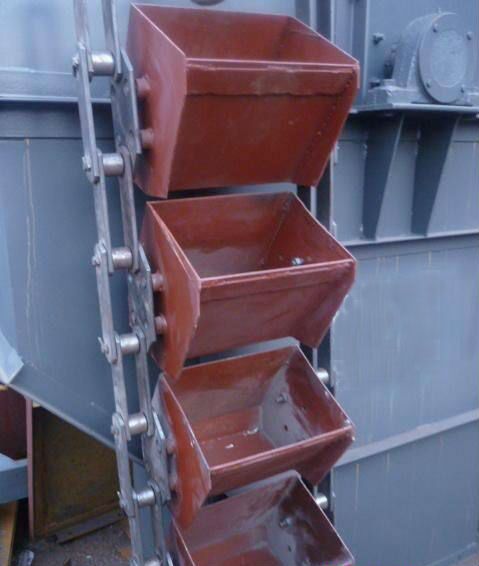 板鏈斗式提升機鏈條料斗安裝