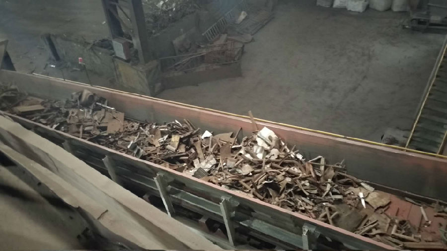 廢鋼鱗板輸送機,耐高溫鱗板輸送機